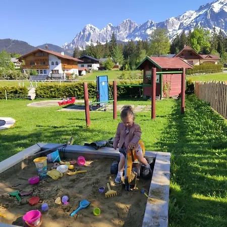 Penzion Vorberghof- Bauernhofurlaub 3*